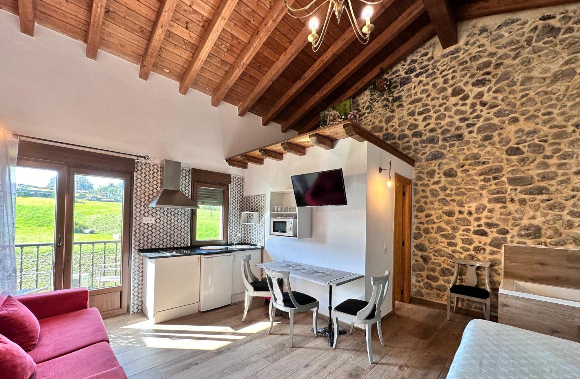Rurales Aparthotel Sobremazas