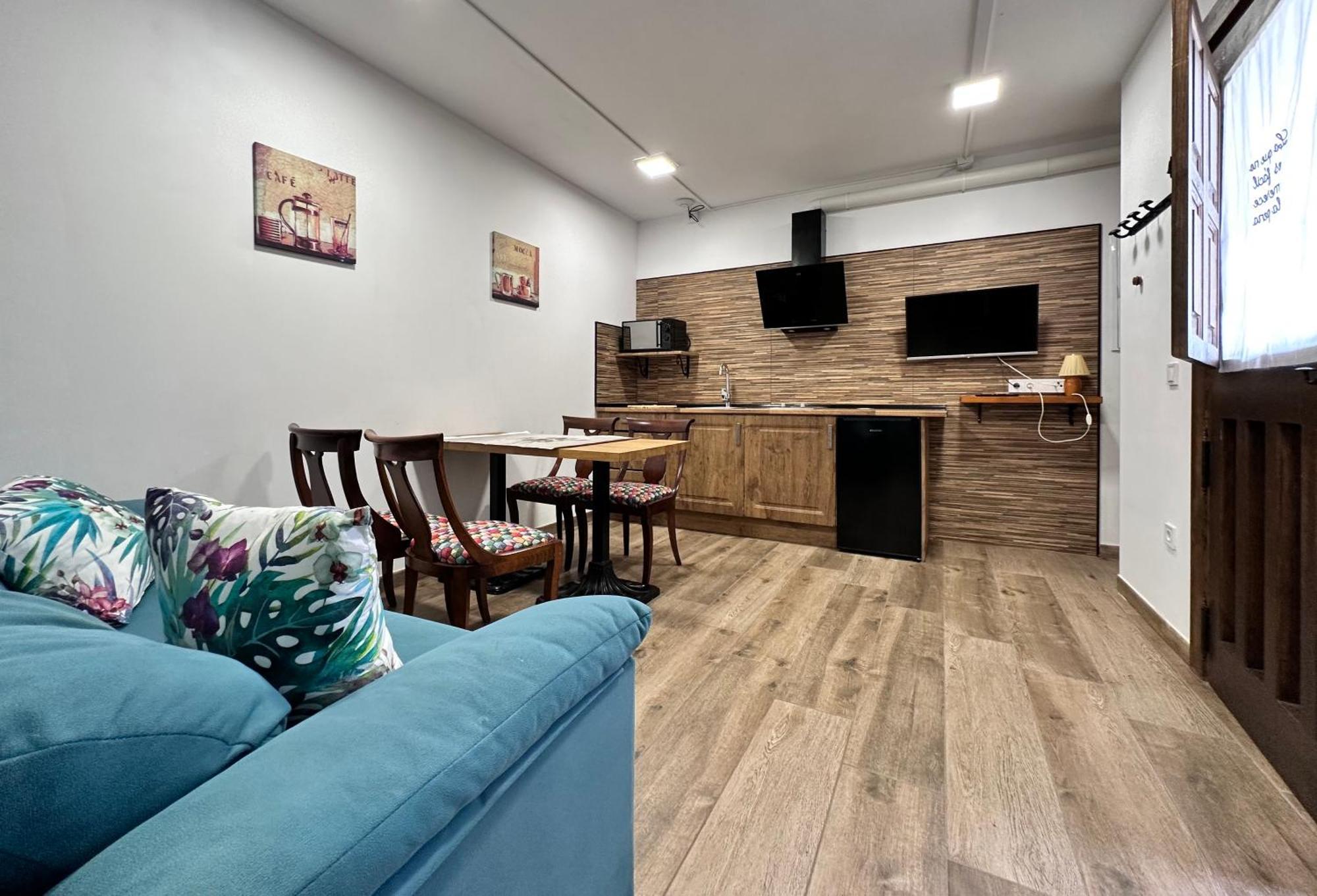 Rurales Aparthotel Sobremazas